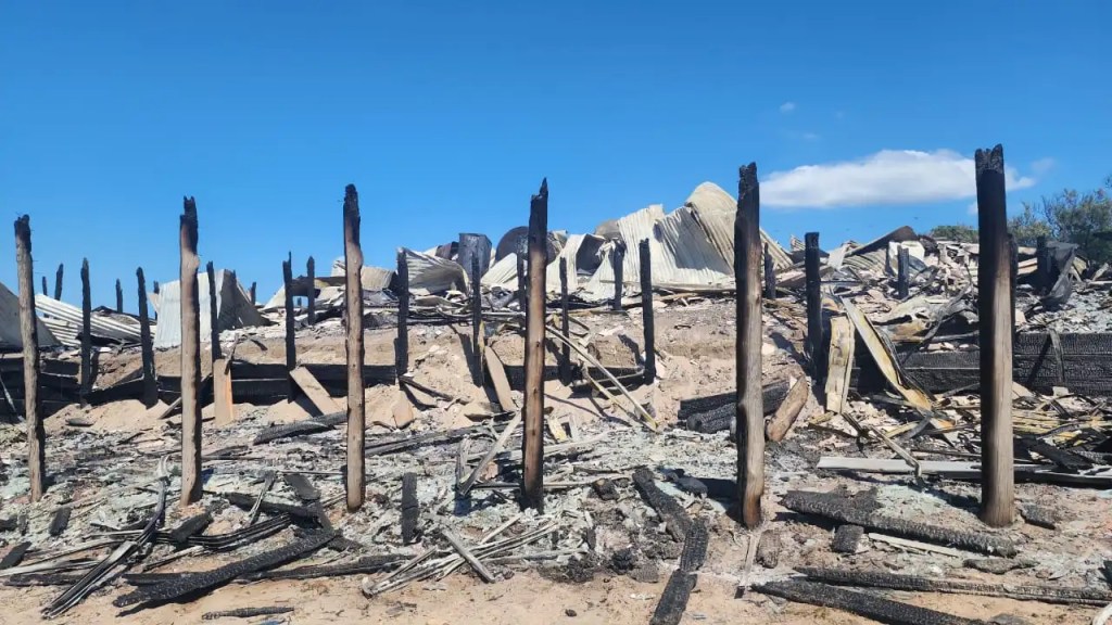 “Planeábamos abrir en 10 días”: el relato del responsable del parador que sufrió un incendio y las&nbsp;preocupaciones