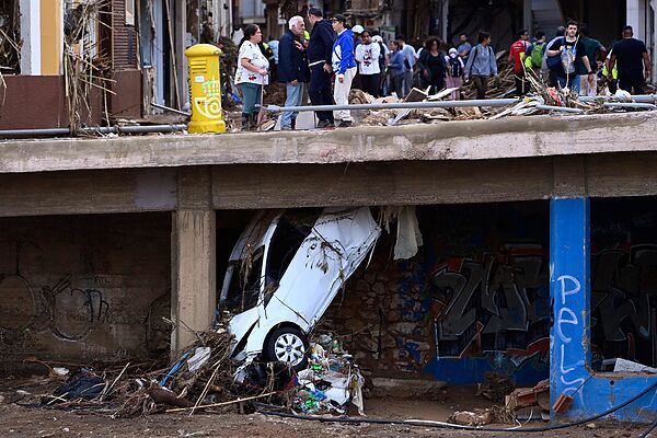 Devastadoras inundaciones en Valencia: 155 fallecidos y muchos&nbsp;desaparecidos