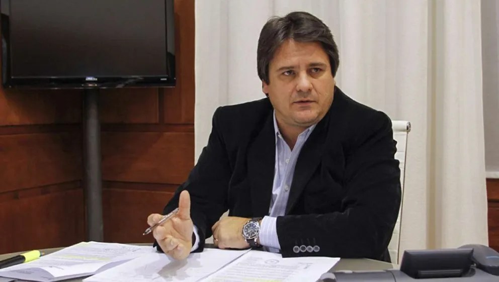 Milei criticó duramente a Gaido por el escandaloso gasto en la Fiesta de Confluencia: “Sobra plata para la&nbsp;joda”