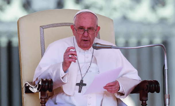 El Papa Francisco muestra mejoría y sigue estable, según el&nbsp;Vaticano