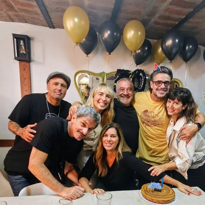 Luciano Castro celebró sus 50 años acompañado por su familia y Griselda&nbsp;Siciliani