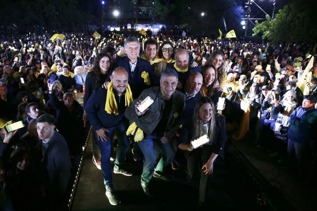 Con Mauricio Macri al frente, el PRO lanzó su campaña porteña y apuntó contra Santoro y&nbsp;Adorni