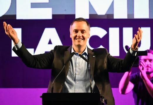 Adorni negó pagos por asistencia a su acto y acusó a “infiltrados” de armar&nbsp;denuncias