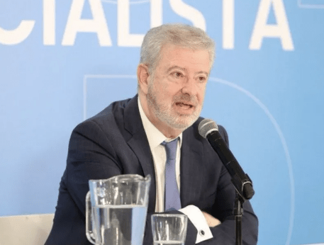 El abogado de Cristina Kirchner negó una fuga y confirmó el pedido de prisión&nbsp;domiciliaria