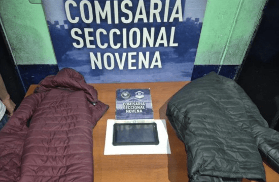 Detienen a dos ladrones tras robar una tablet y huir con el&nbsp;botín