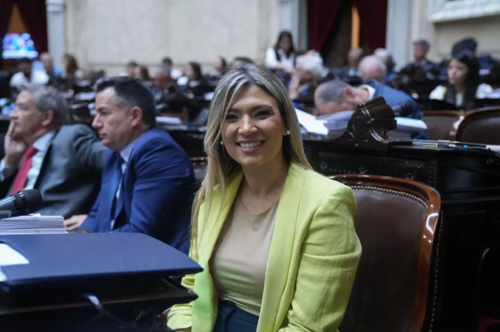 Quién es Nadia Márquez, la diputada de LLA señalada como “estafadora” en redes&nbsp;sociales