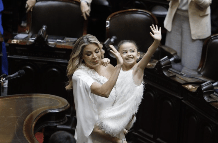 Virginia Gallardo Juró Como Diputada Y Le Envió Un Beso A&nbsp;Milei